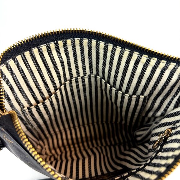 QUEORK Black Cork Crossbody Bag with Gold Flecks, Vegan Leather, Striped Lining - Picture 8 of 11